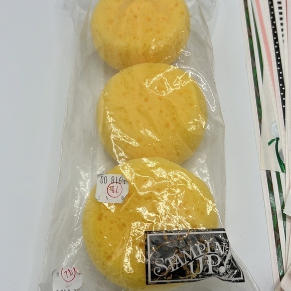 BEGINNERS GUIDE TO RUBBER STAMPING START UP KIT - Picture 3 of 8